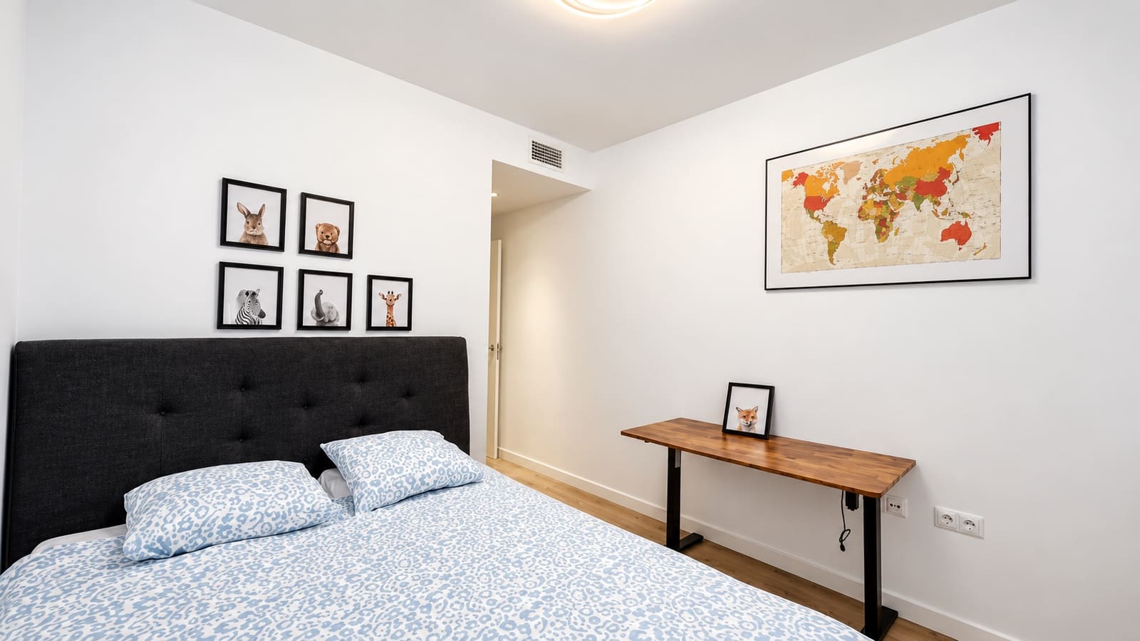 2 soverom Penthouse til leie i Marbella med svømmebasseng garasje - € 2 500 (Ref: 9490964)