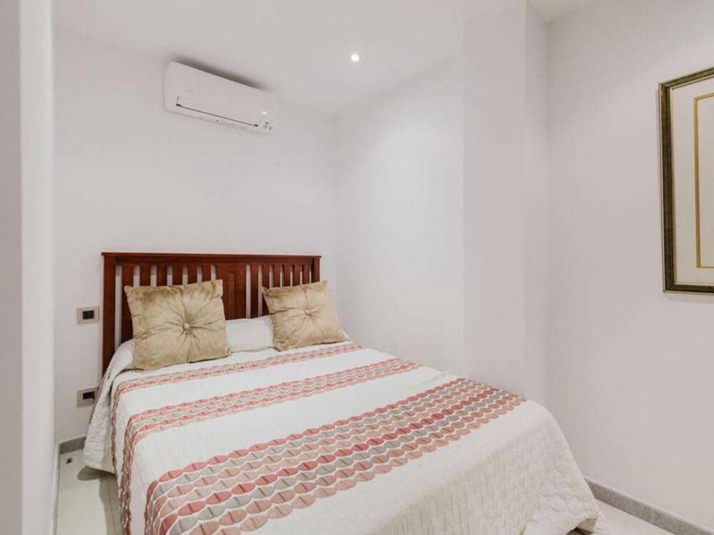 5 quarto Moradia para arrendar em Los Flamingos com piscina garagem - 11 000 € (Ref: 9490966)