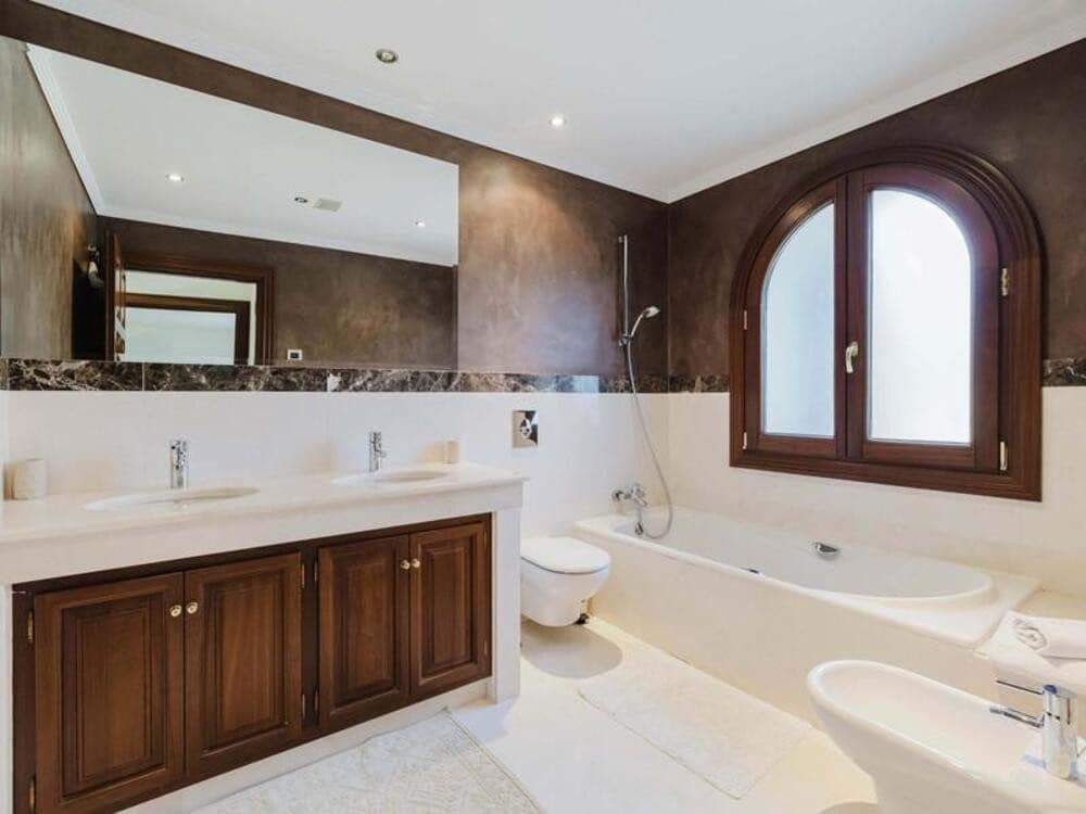 5 quarto Moradia para arrendar em Los Flamingos com piscina garagem - 11 000 € (Ref: 9490966)