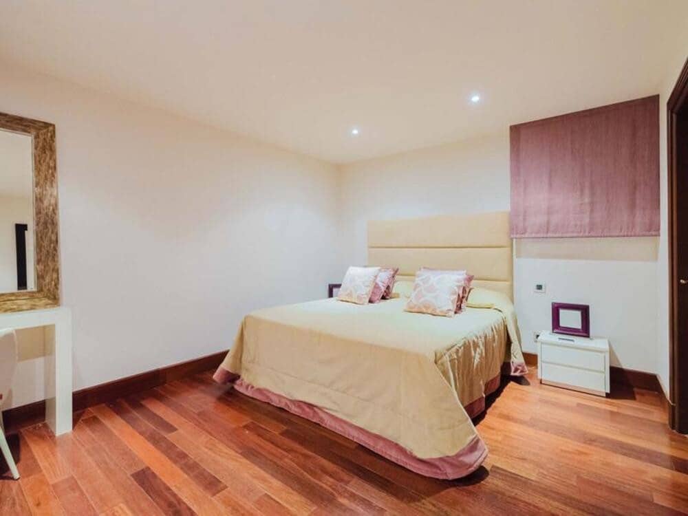 5 quarto Moradia para arrendar em Los Flamingos com piscina garagem - 11 000 € (Ref: 9490966)