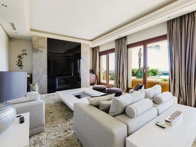 5 quarto Moradia para arrendar em Los Flamingos, Benahavís com piscina garagem - 11 000 € (Ref: 9490966)