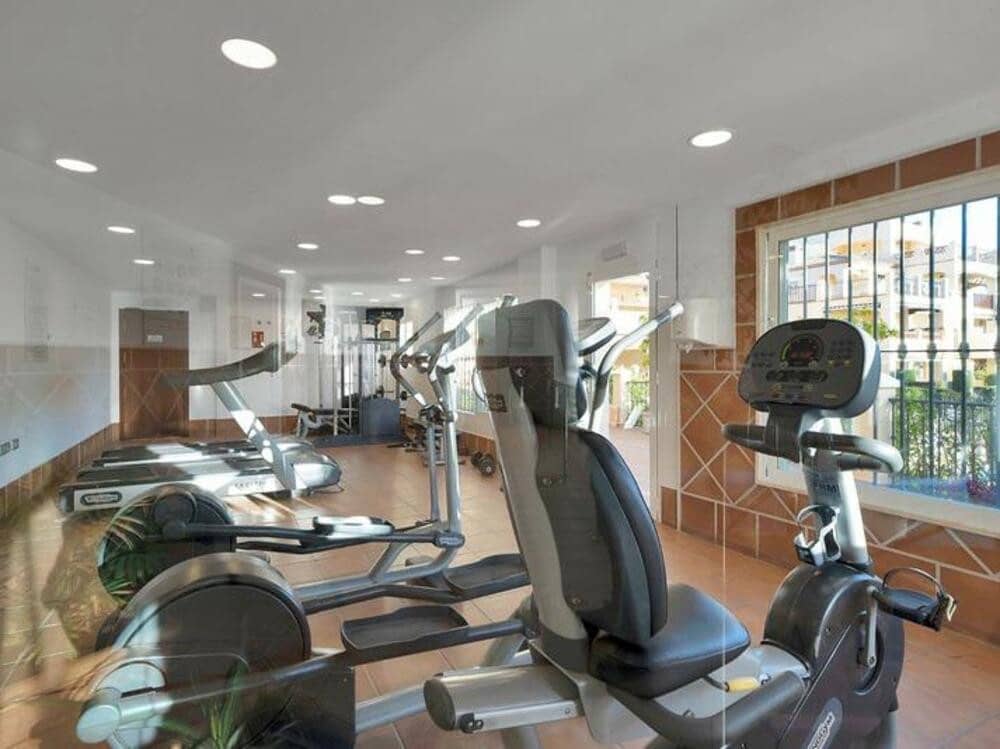 3 makuuhuone Huoneisto vuokrattavana paikassa Estepona mukana uima-altaan 
autotalli - 3 000 € (Ref: 9490967)