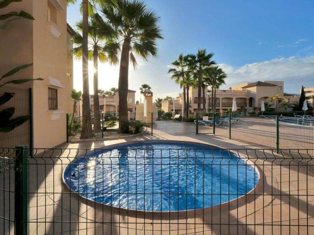 3 makuuhuone Huoneisto vuokrattavana paikassa Estepona mukana uima-altaan 
autotalli - 3 000 € (Ref: 9490967)