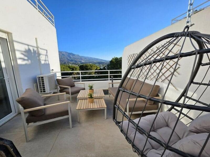 3 quarto Apartamento para venda em Nueva Andalucia com piscina garagem - 749 000 € (Ref: 9490968)