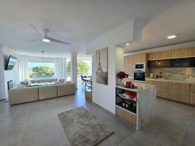 3 makuuhuone Huoneisto myytävänä paikassa Los Naranjos, Marbella mukana uima-altaan 
autotalli - 749 000 € (Ref: 9490968)