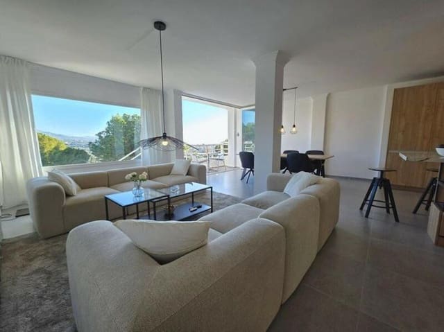 3 makuuhuone Huoneisto myytävänä paikassa Los Naranjos, Marbella mukana uima-altaan 
autotalli - 749 000 € (Ref: 9490968)