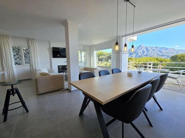 3 makuuhuone Huoneisto myytävänä paikassa Los Naranjos, Marbella mukana uima-altaan 
autotalli - 749 000 € (Ref: 9490968)