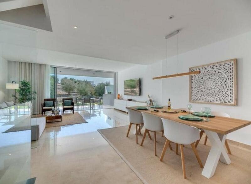 4 soverom Hus til leie i Marbella med svømmebasseng garasje - € 5 000 (Ref: 9494140)