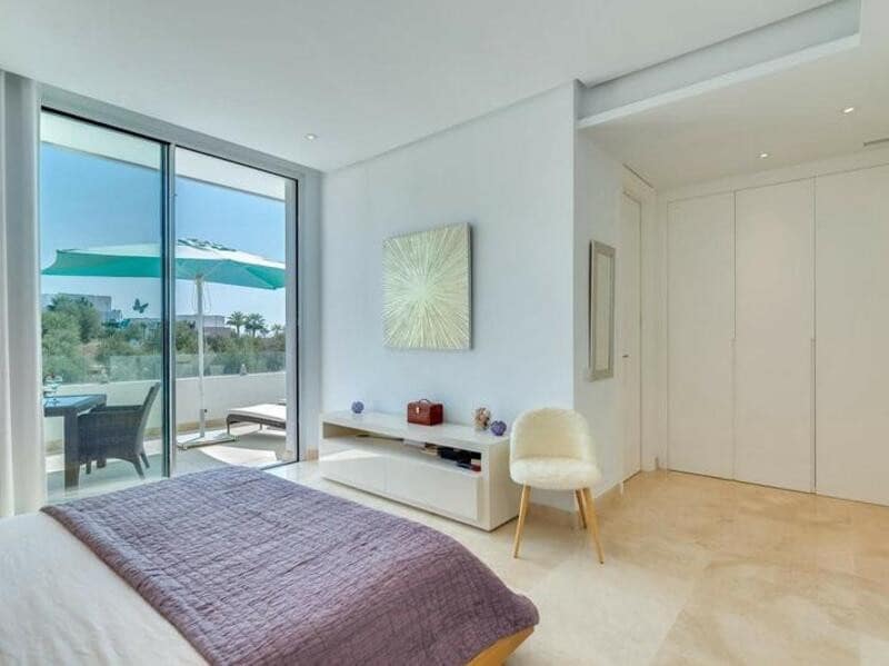 4 soverom Hus til leie i Marbella med svømmebasseng garasje - € 5 000 (Ref: 9494140)