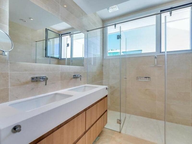 4 soverom Hus til leie i Marbella med svømmebasseng garasje - € 5 000 (Ref: 9494140)