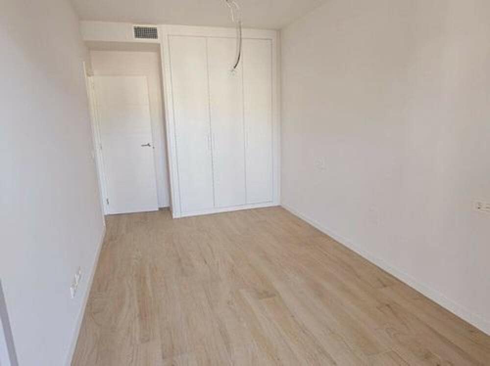 3 makuuhuone Huoneisto myytävänä paikassa Nueva Andalucia mukana uima-altaan 
autotalli - 430 000 € (Ref: 9494141)