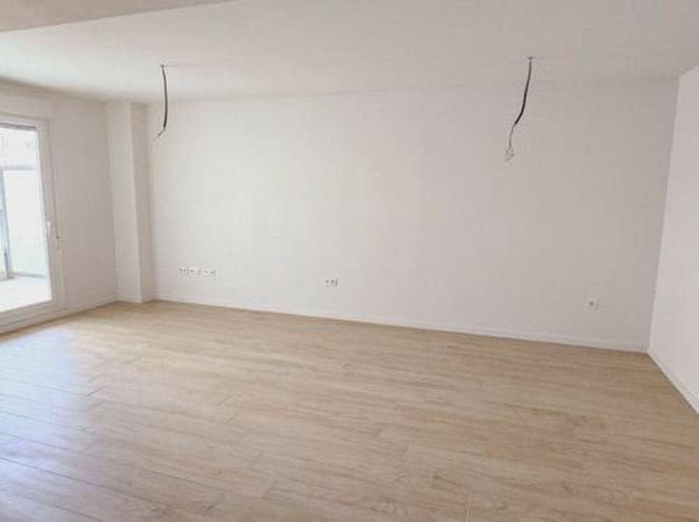 3 quarto Apartamento para venda em Nueva Andalucia com piscina garagem - 445 000 € (Ref: 9494141)