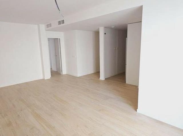 3 quarto Apartamento para venda em Nueva Andalucía Centro, Marbella com piscina garagem - 445 000 € (Ref: 9494141)