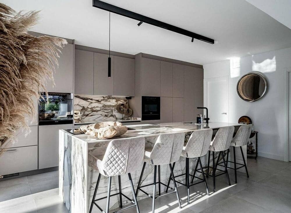 Villa/Maison de 6 chambres à louer à Marbella avec piscine garage - 25 000 € (Ref: 9494145)