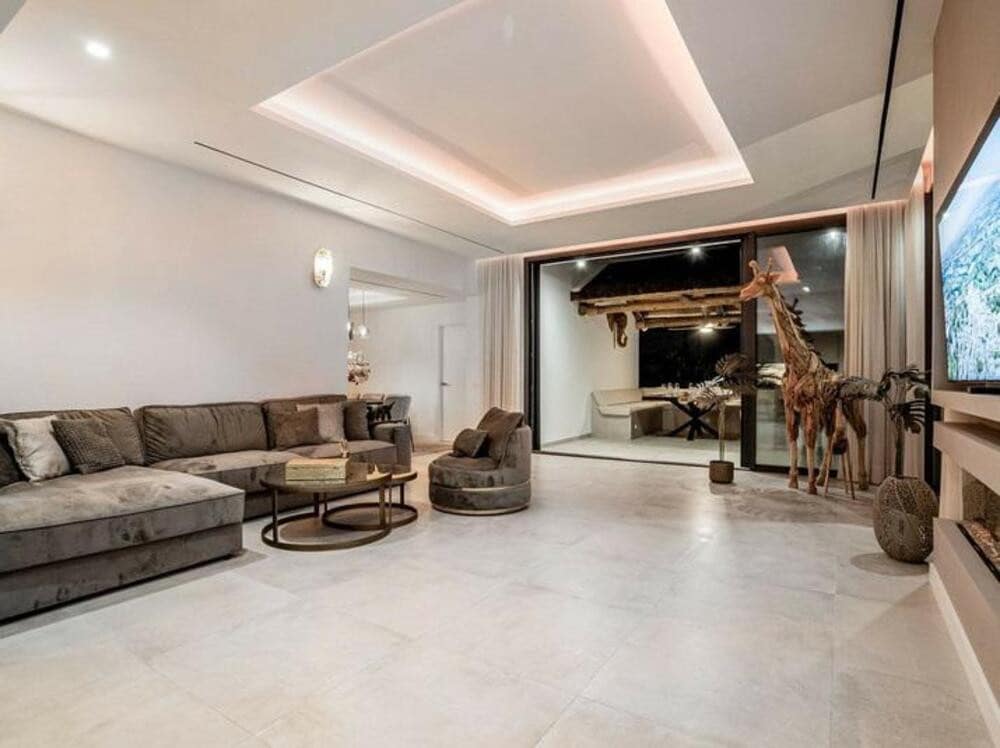 Villa/Maison de 6 chambres à louer à Marbella avec piscine garage - 25 000 € (Ref: 9494145)