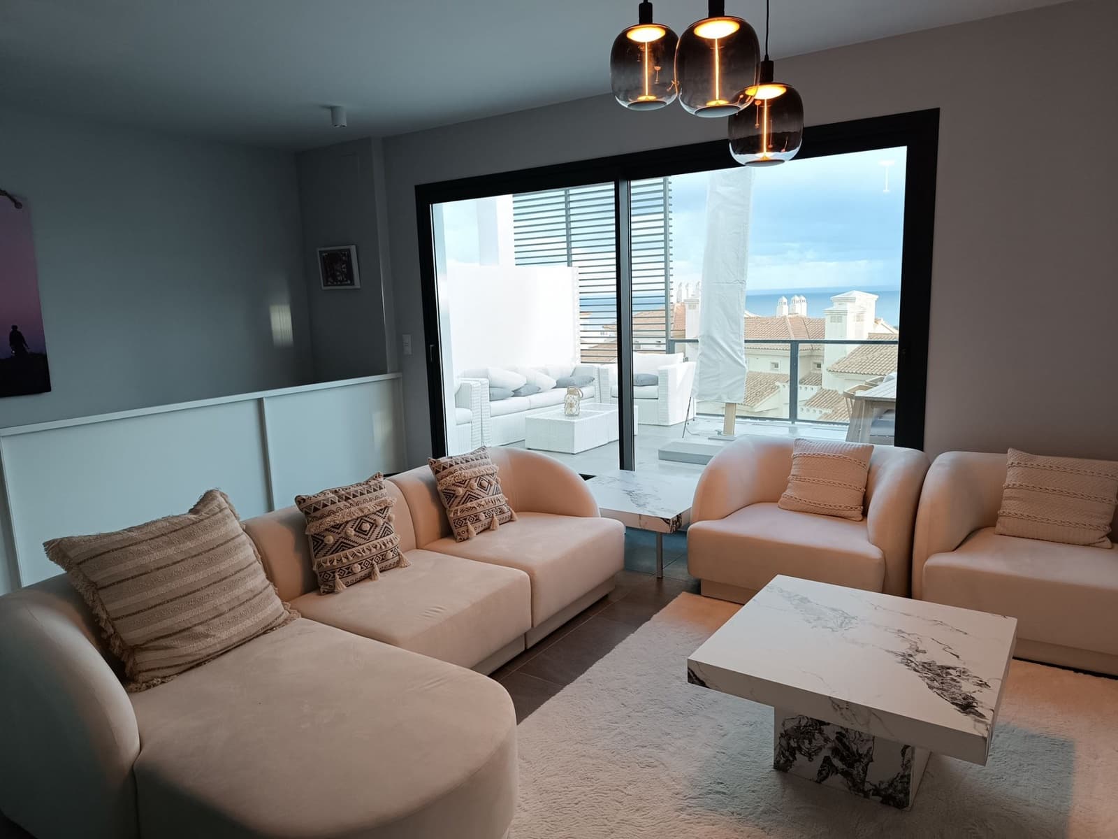 3 bedroom Semi-detached Villa for rent in Riviera del Sol with pool garage - € 5,000 (Ref: 9496658)