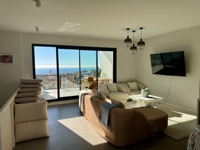 3 sovrum Semi-fristående Villa att hyra i Riviera del Sol, Mijas med pool garage - 5 000 € (Ref: 9496658)