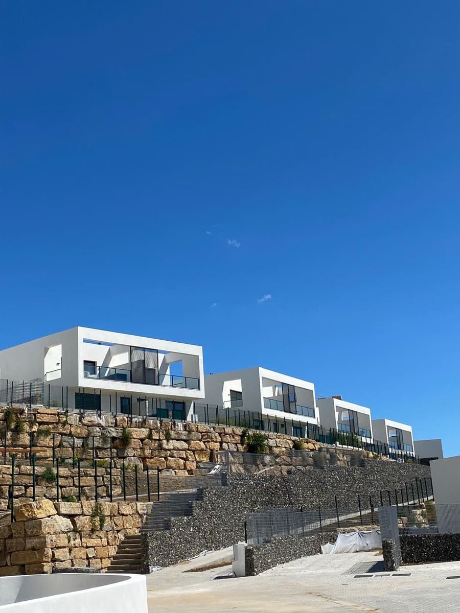 3 makuuhuone Paritalo vuokrattavana paikassa Riviera del Sol mukana uima-altaan 
autotalli - 5 000 € (Ref: 9496658)