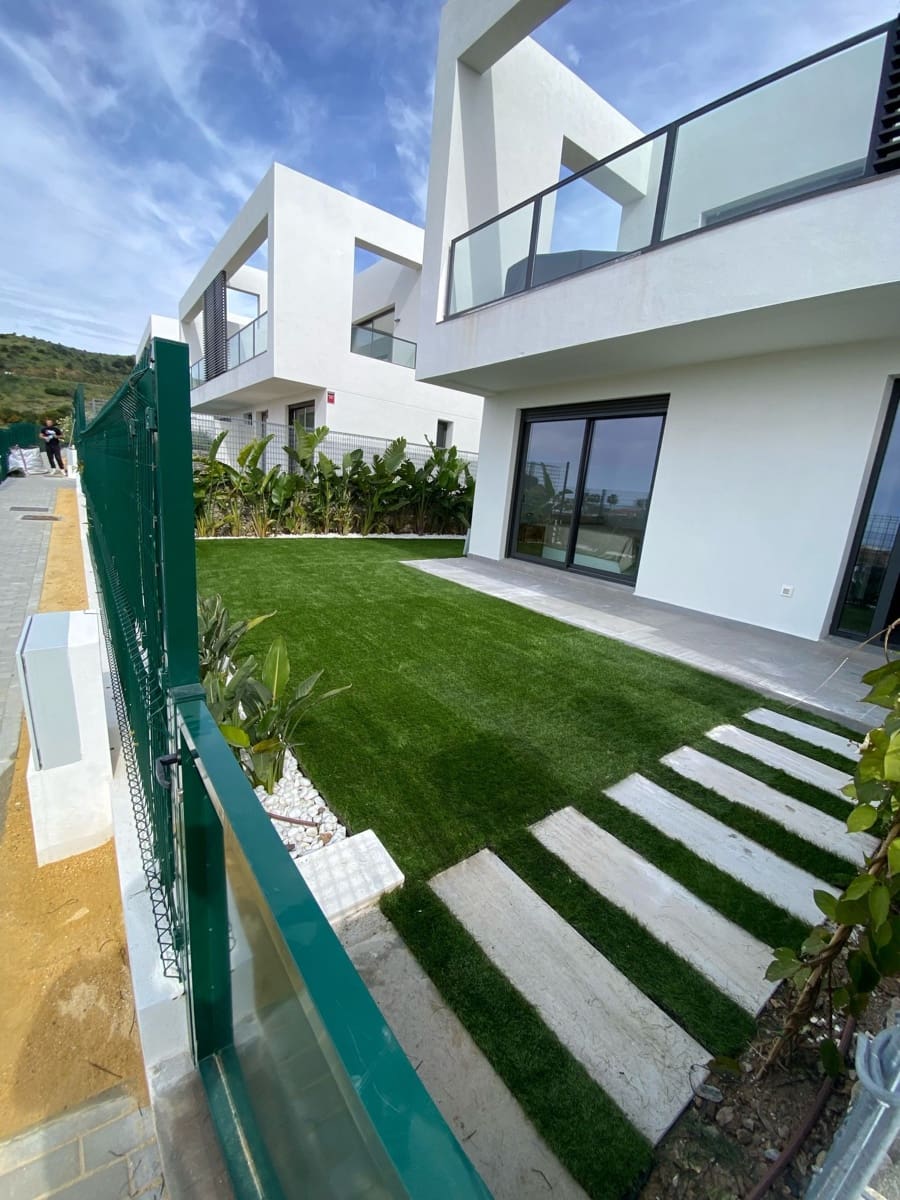 3 makuuhuone Paritalo vuokrattavana paikassa Riviera del Sol mukana uima-altaan 
autotalli - 5 000 € (Ref: 9496658)
