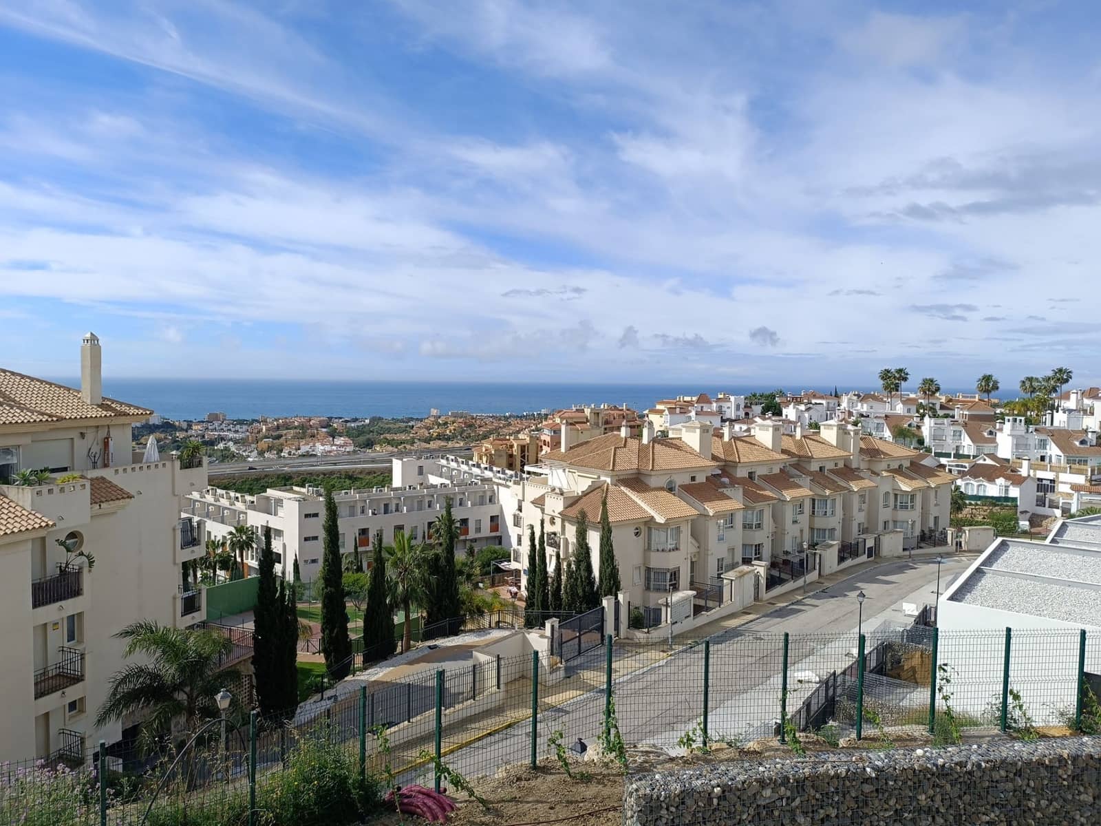 3 makuuhuone Paritalo vuokrattavana paikassa Riviera del Sol mukana uima-altaan 
autotalli - 5 000 € (Ref: 9496658)