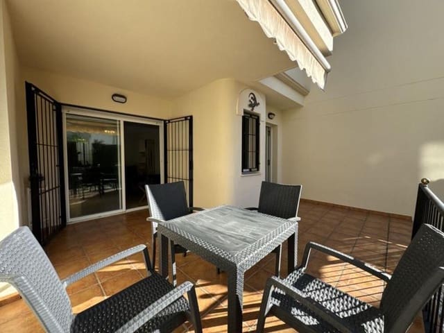 3 quarto Casa em Banda para arrendar em Las Chapas, Marbella com piscina garagem - 2 300 € (Ref: 9496660)