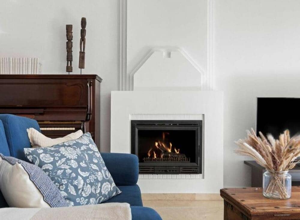 3 soverom Kjedet enebolig til salgs i Estepona med svømmebasseng garasje - € 650 000 (Ref: 9498890)