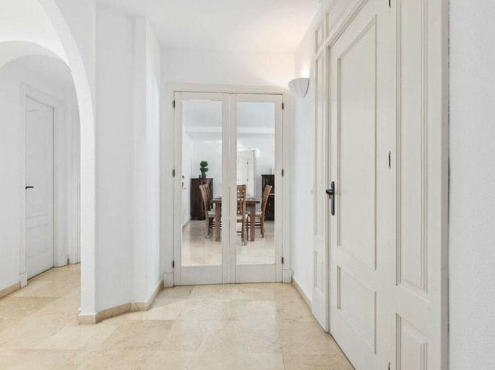 3 soverom Kjedet enebolig til salgs i Estepona med svømmebasseng garasje - € 650 000 (Ref: 9498890)