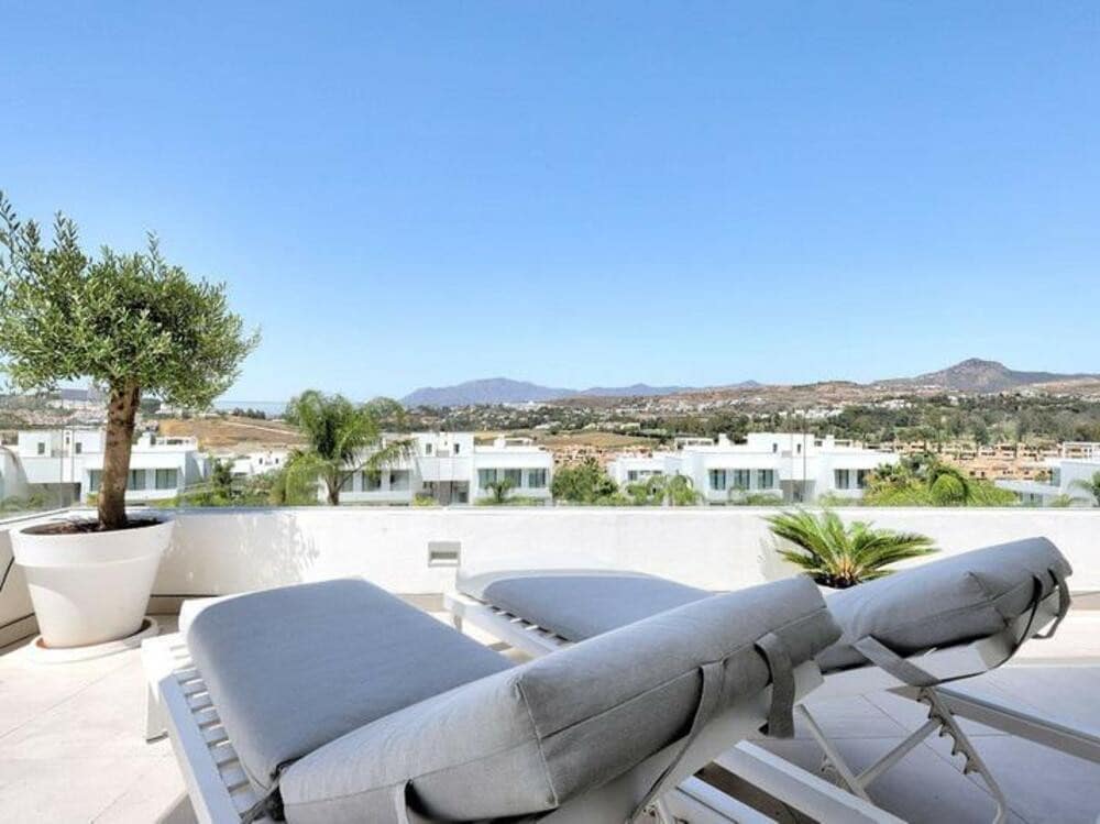 3 sypialnia Apartament do wynajęcia w New Golden Mile z basenem garażem - 3 500 € (Ref: 9500958)