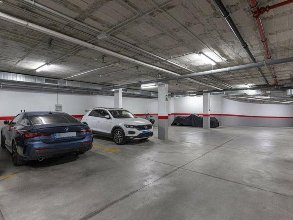 3 sypialnia Apartament do wynajęcia w New Golden Mile z basenem garażem - 3 500 € (Ref: 9500958)