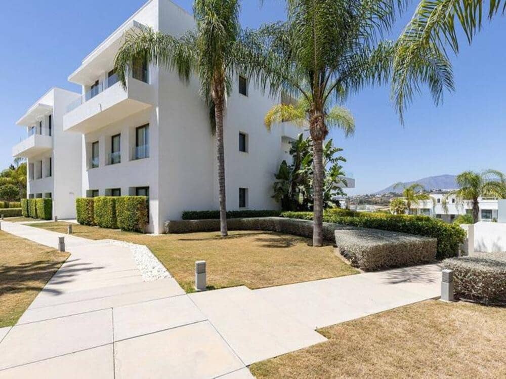 3 sypialnia Apartament do wynajęcia w New Golden Mile z basenem garażem - 3 500 € (Ref: 9500958)