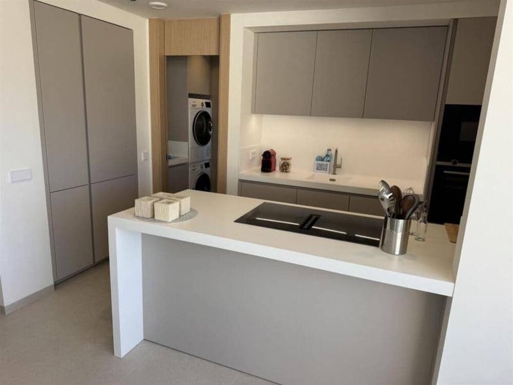 2 soveværelse Lejlighed til leje i Benahavis med swimmingpool - € 4.000 (Ref: 9500959)