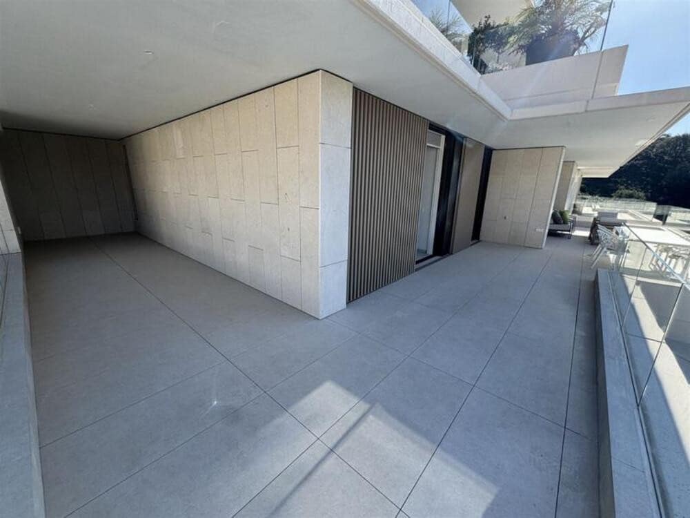 2 soveværelse Lejlighed til leje i Benahavis med swimmingpool - € 4.000 (Ref: 9500959)