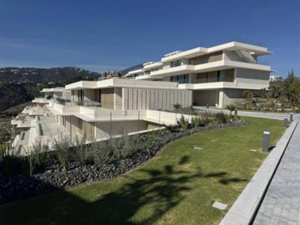 2 soveværelse Lejlighed til leje i Benahavis med swimmingpool - € 4.000 (Ref: 9500959)