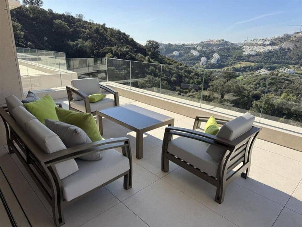 2 soveværelse Lejlighed til leje i Benahavis med swimmingpool - € 4.000 (Ref: 9500959)