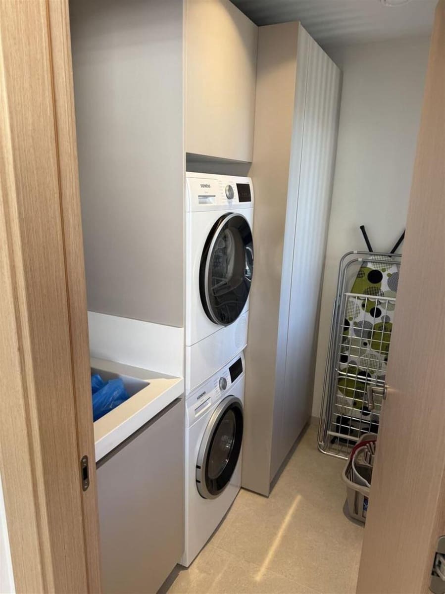 2 soveværelse Lejlighed til leje i Benahavis med swimmingpool - € 4.000 (Ref: 9500959)