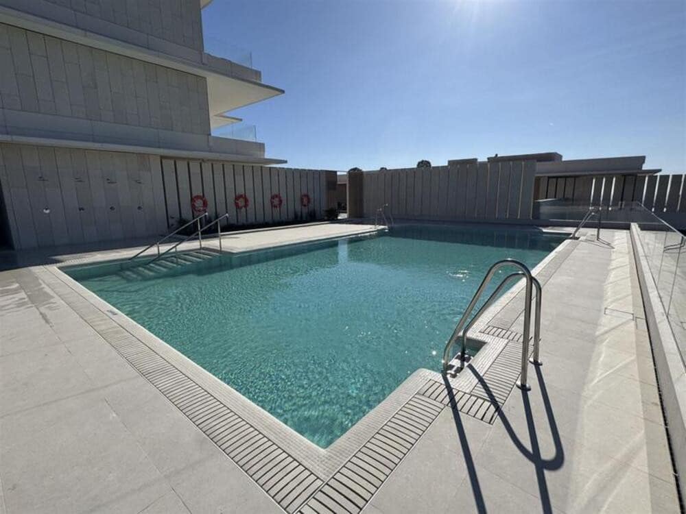 2 soveværelse Lejlighed til leje i Benahavis med swimmingpool - € 4.000 (Ref: 9500959)