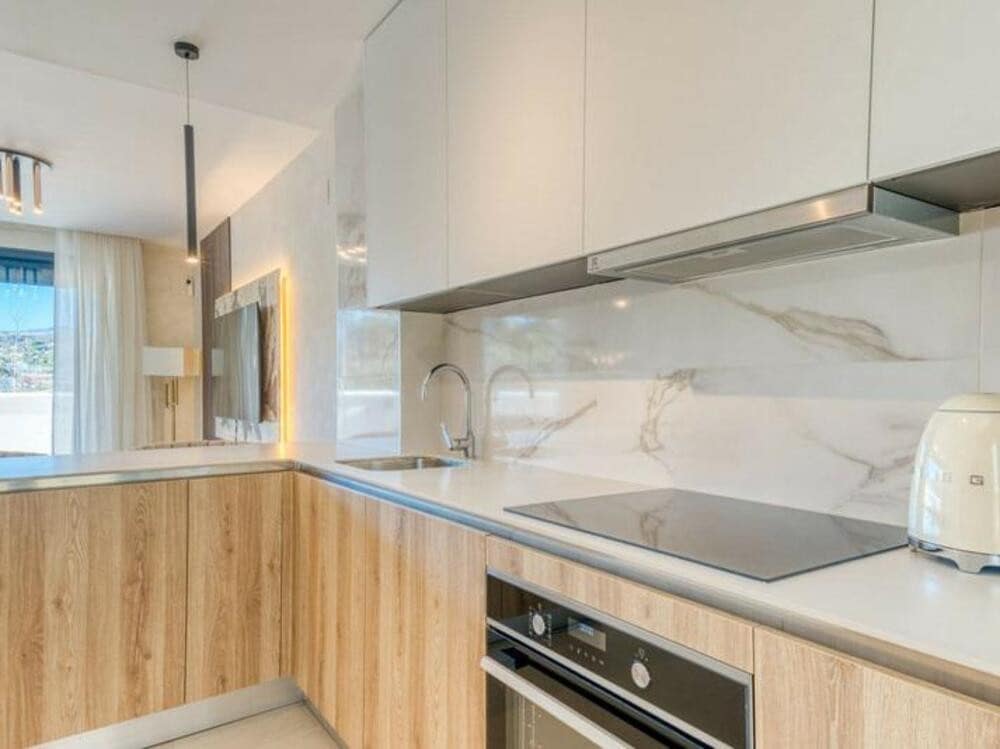 3 bedroom Townhouse for rent in New Golden Mile with pool garage - € 6,500 (Ref: 9503695)