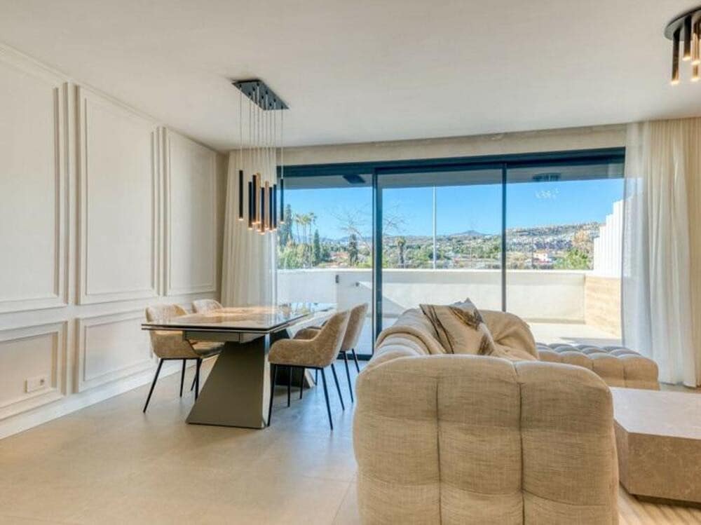 3 bedroom Townhouse for rent in New Golden Mile with pool garage - € 6,500 (Ref: 9503695)