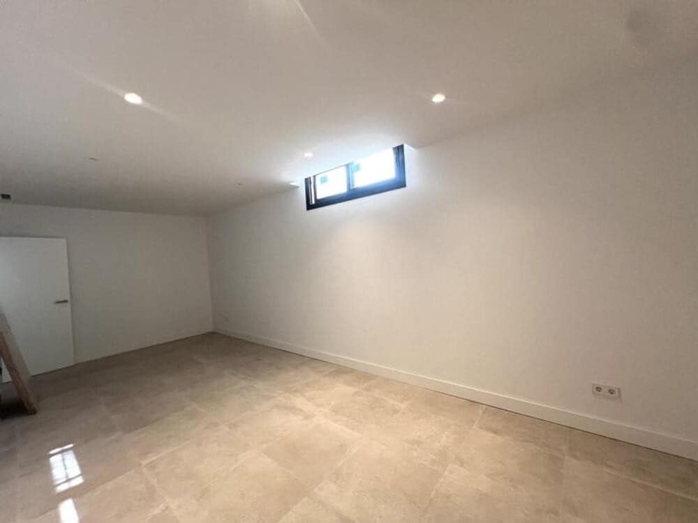 5 soverom Villa til salgs i Estepona med svømmebasseng garasje - € 2 000 000 (Ref: 9503696)