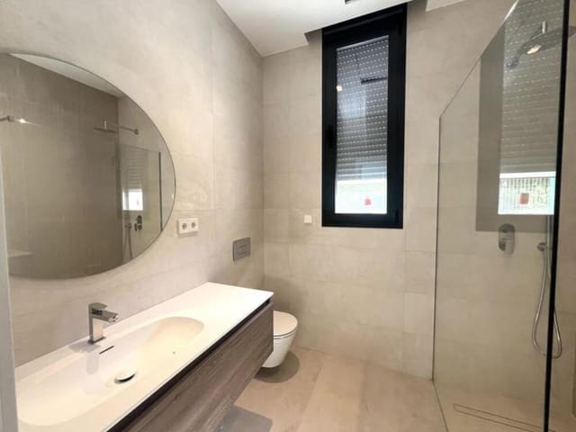 5 soverom Villa til salgs i Nueva Atalaya, Estepona med svømmebasseng garasje - € 2 000 000 (Ref: 9503696)