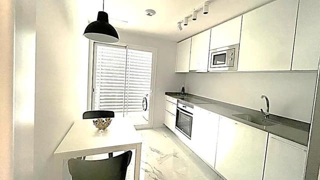 3 camera da letto Appartamento da affittare in Rodeo Alto - Guadaiza - La Campana, Marbella con piscina garage - 2.300 € (Rif: 9503697)