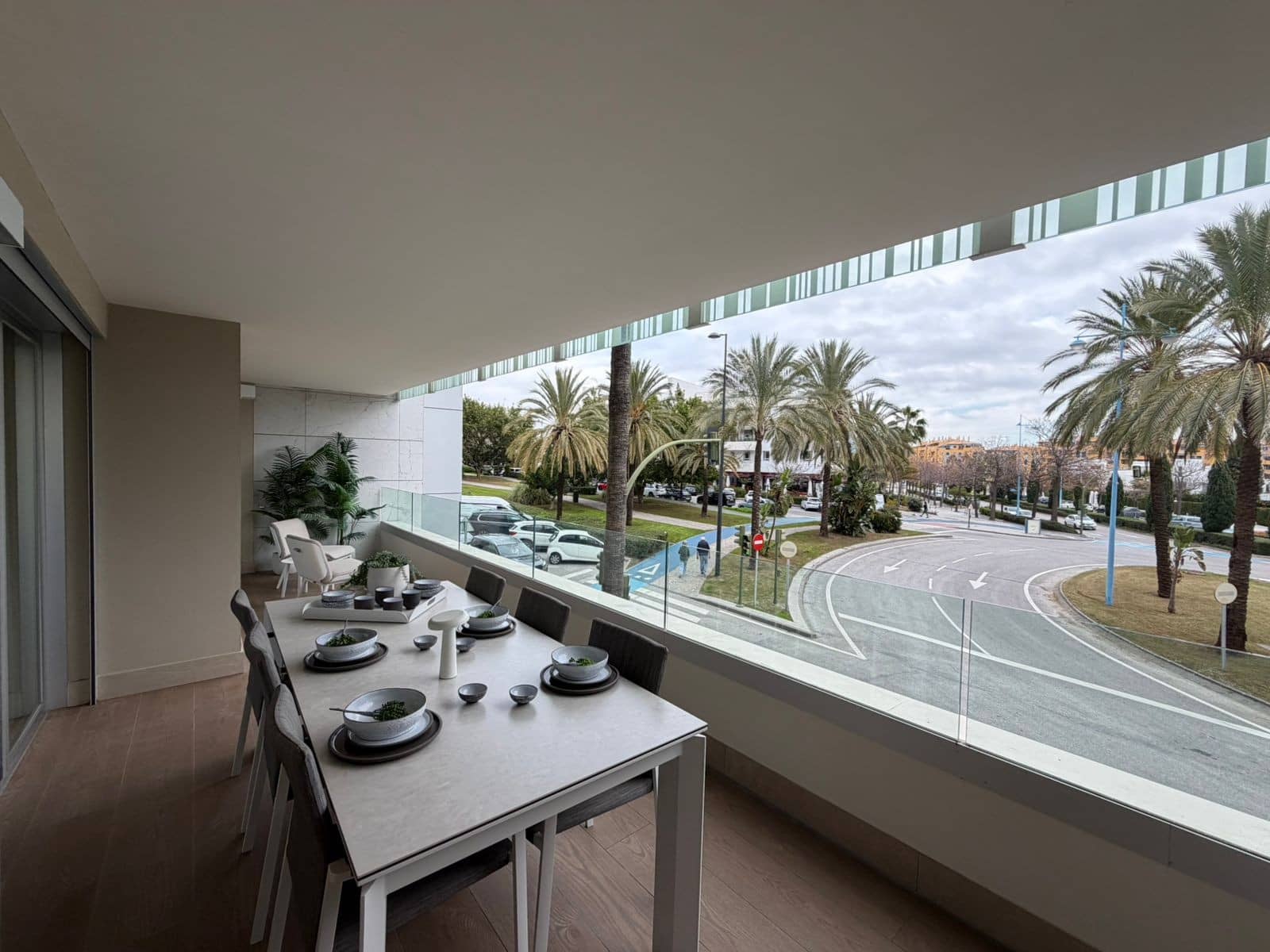 3 bedroom Apartment for rent in San Pedro de Alcantara with pool garage - € 5,500 (Ref: 9503698)
