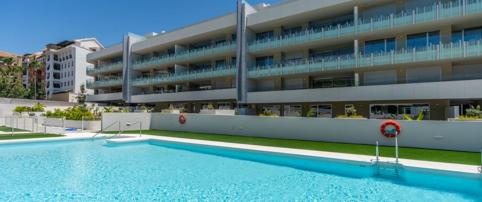 3 bedroom Apartment for rent in San Pedro de Alcantara with pool garage - € 5,500 (Ref: 9503698)