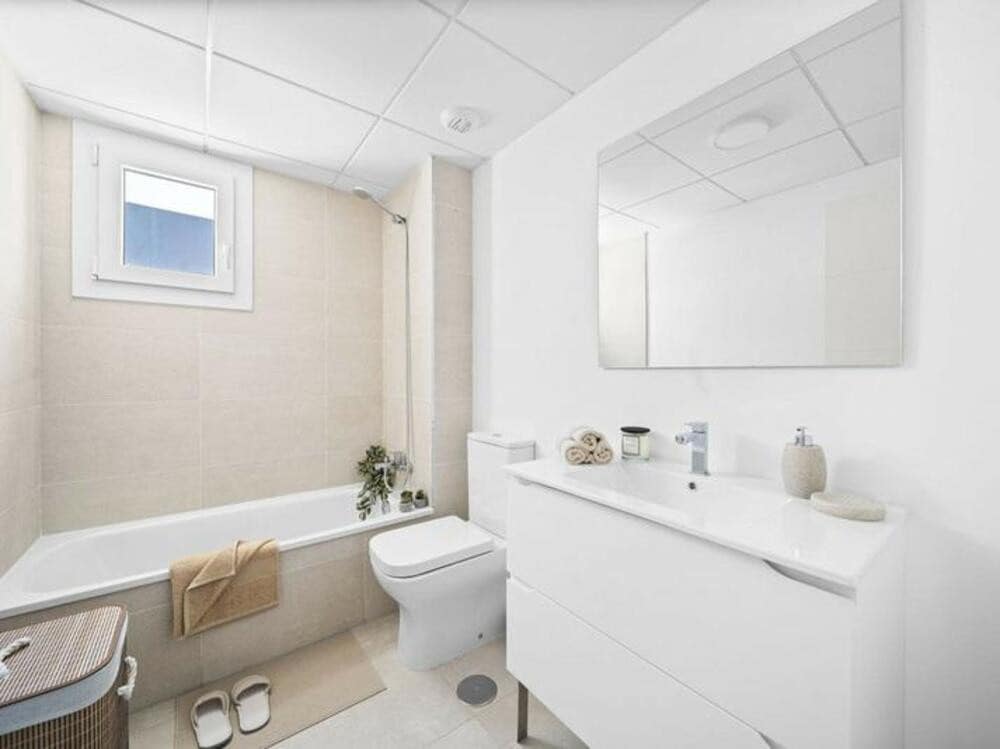 4 Zimmer Haus zu verkaufen in Mijas Costa mit Pool Garage - 900.000 € (Ref: 9508058)