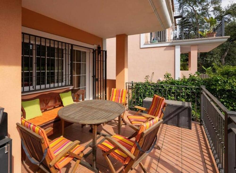 5 sypialnia Willa na sprzedaż w Marbella z basenem garażem - 1 100 000 € (Ref: 9508060)