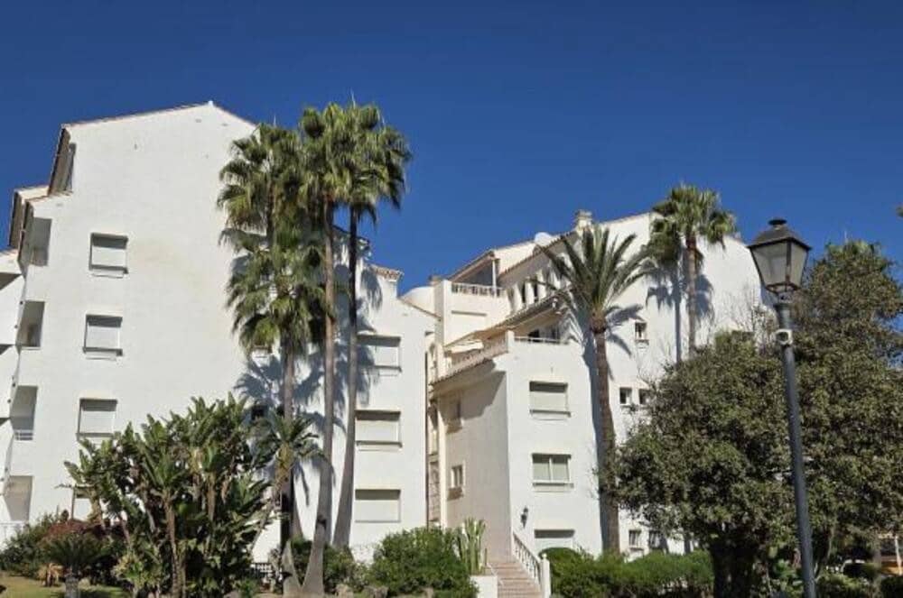 3 sovrum Takvåning till salu i Marbella med pool garage - 825 000 € (Ref: 9508061)