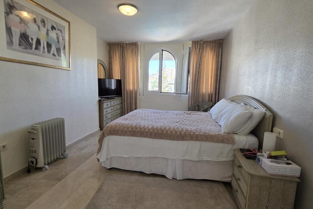 3 sovrum Takvåning till salu i Marbella med pool garage - 825 000 € (Ref: 9508061)