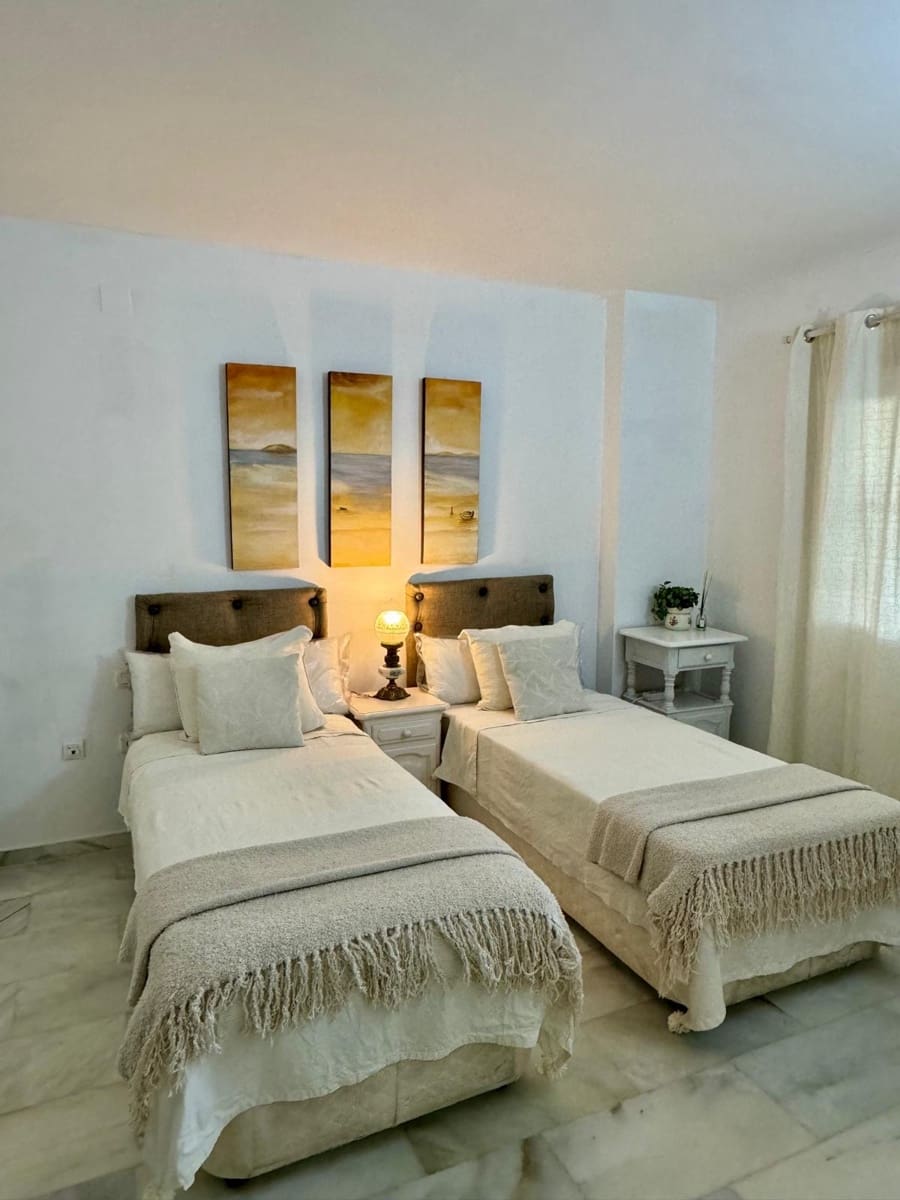 2 makuuhuone Huoneisto vuokrattavana paikassa Marbella mukana uima-altaan 
autotalli - 1 800 € (Ref: 9511897)