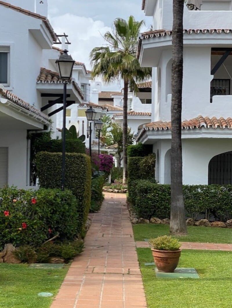 2 makuuhuone Huoneisto vuokrattavana paikassa Marbella mukana uima-altaan 
autotalli - 1 800 € (Ref: 9511897)