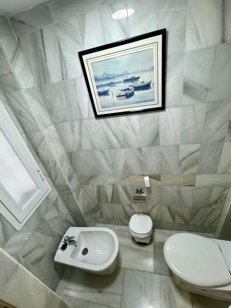 2 makuuhuone Huoneisto vuokrattavana paikassa Marbella mukana uima-altaan 
autotalli - 1 800 € (Ref: 9511897)